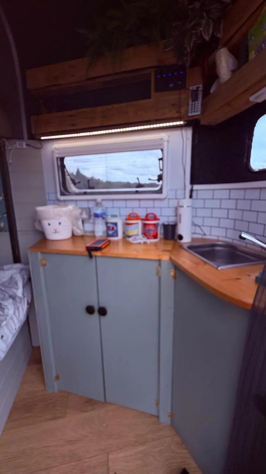 Horse box kitchen